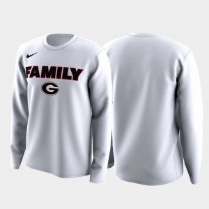 March Madness Legend Basketball Long Sleeve College T-Shirt Family on Court GA Bulldogs White Mens