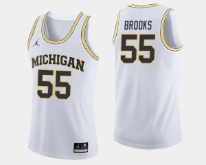Basketball Men's Eli Brooks College Jersey White Michigan #55