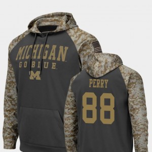 Colosseum Football Grant Perry College Hoodie Mens United We Stand Charcoal Michigan #88